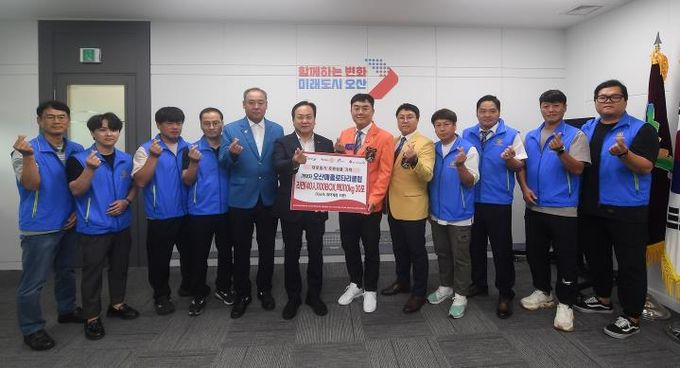 오산매홀로타리클럽, 저소득 취약계층 지원을 위한 라면 및 백미 기탁