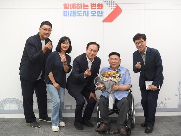 오산시, ‘1일 명예시장’으로 (사)경기도장애인복지회 오산시지회 이만성 회장 위촉