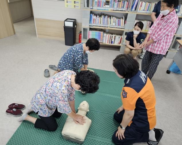 오산시 궐동 행복마을관리소, 주민과 함께하는 심폐소생술 교육 실시