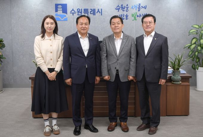 이권재 오산시장, 이재준 수원시장 찾아가 “운암뜰 AI시티 도시개발사업 지분 유상 양도 부탁”
