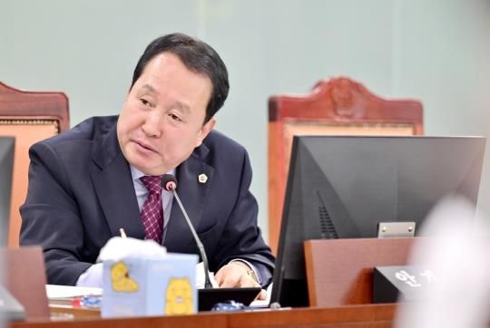 경기도의회 안계일 의원, 공무원 복지제도 '실질적 지원 확대' 요청