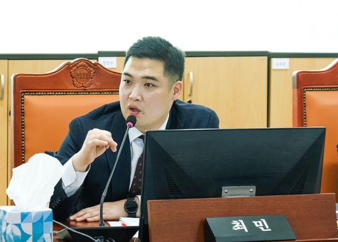 경기도의회 여성가족평생교육위원회 최민 위원(더불어민주당, 광명2)