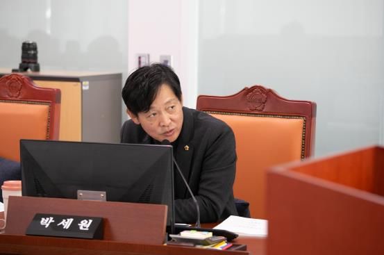 경기도의회 박세원의원, 경기도미래세대재단 대표이사 김현삼 후보자 인사청문회