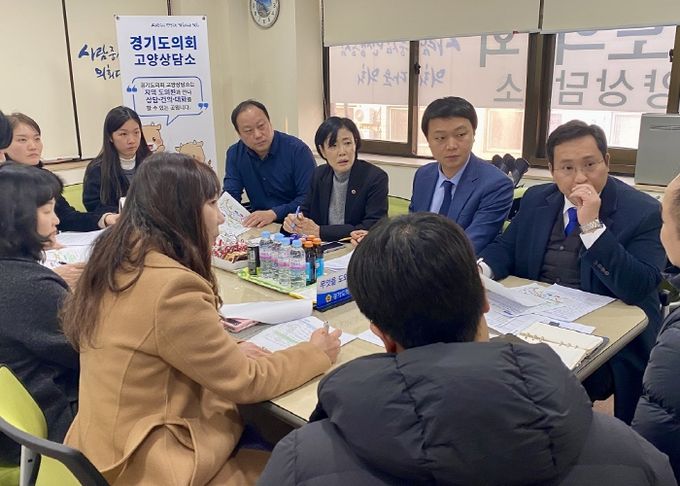 경기도의회 변재석 의원과 이경혜 의원, 원흥중학교 개교에 따른 통학 대중교통 점검 : 신원·고양·지축·원흥 공동학군