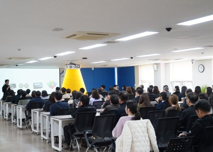 안양시, 생성형 인공지능(AI) 활용 실무역량교육…김상균 경희대 교수 등 초청