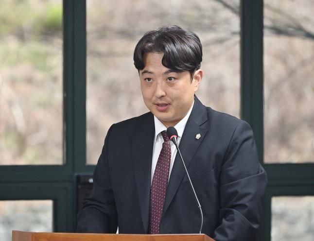 파주시의회 박신성 의원,‘파주시 금연지도원 운영 조례 일부개정조례안’대표 발의