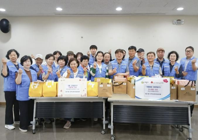 의왕시 내손1동 지역사회보장협의체, 취약계층 어르신에게 폭염 대비 시원한 여름 선물