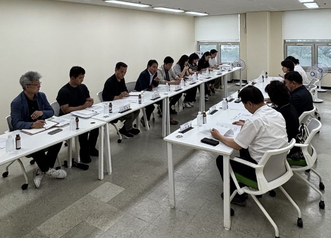 안양시, 정당현수막 관리 간담회 개최…정당과 해법 모색