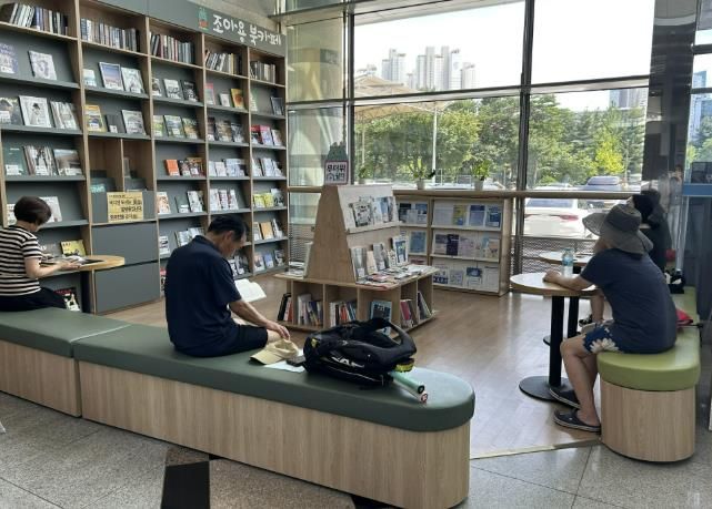 기흥구는 지역내 행정복지센터와 구청 청사를 무더위쉼터로 지정했다.