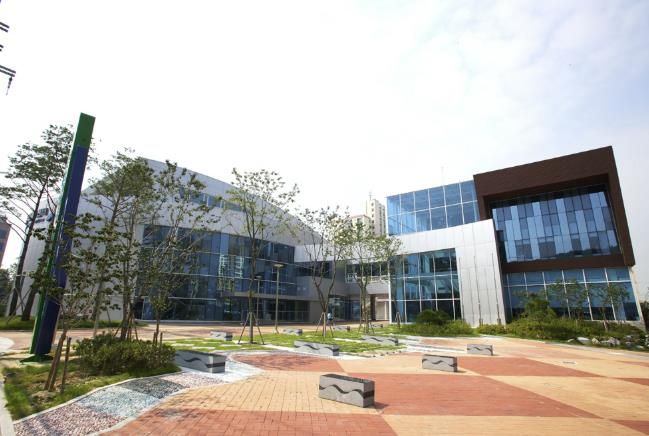 하중동 국민체육센터 전경