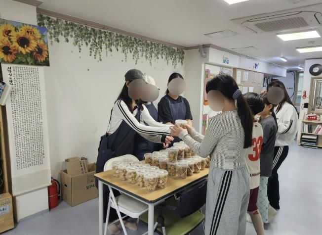 의왕시청소년재단 학교밖청소년지원센터, 자립작업장 '브레드림' 따뜻한 쿠키 나눔 활동 펼쳐