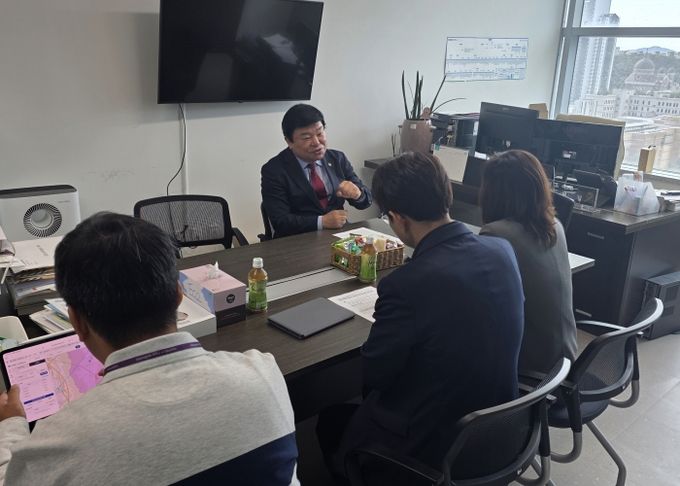 경기도의회 이병길의원, 남양주 지역 학교 학생 수 감소 대응 및 학교공간 활용 방안 논의